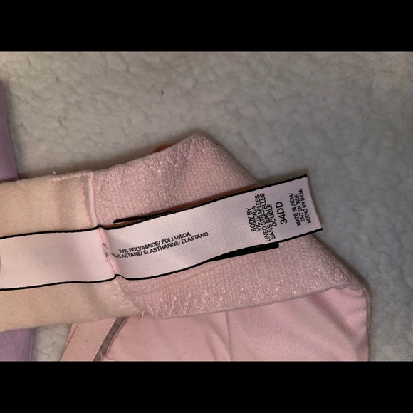 NEW 34DD Victoria’s Secret bras - Picture 2 of 16